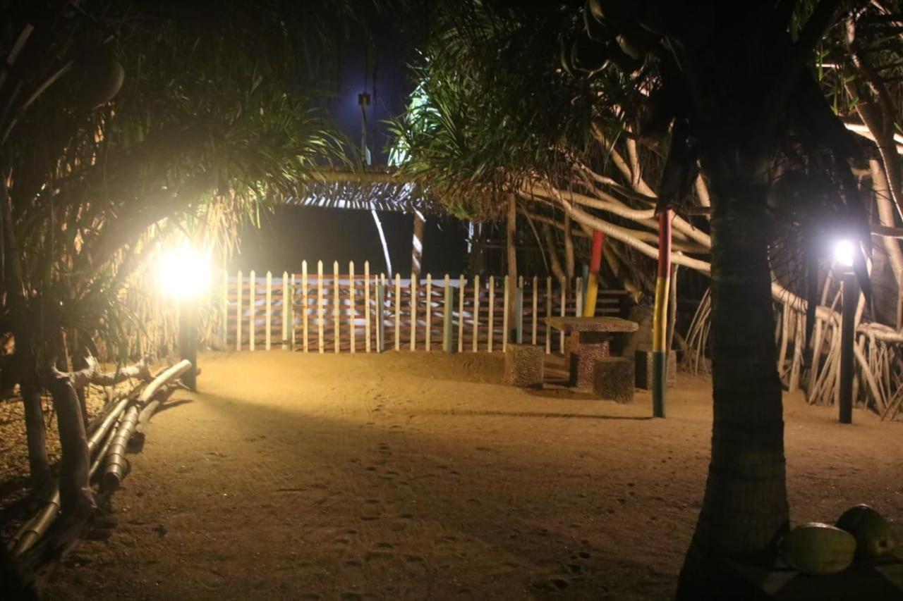 Happy Cocos Beach House Waskaduwa Exterior foto